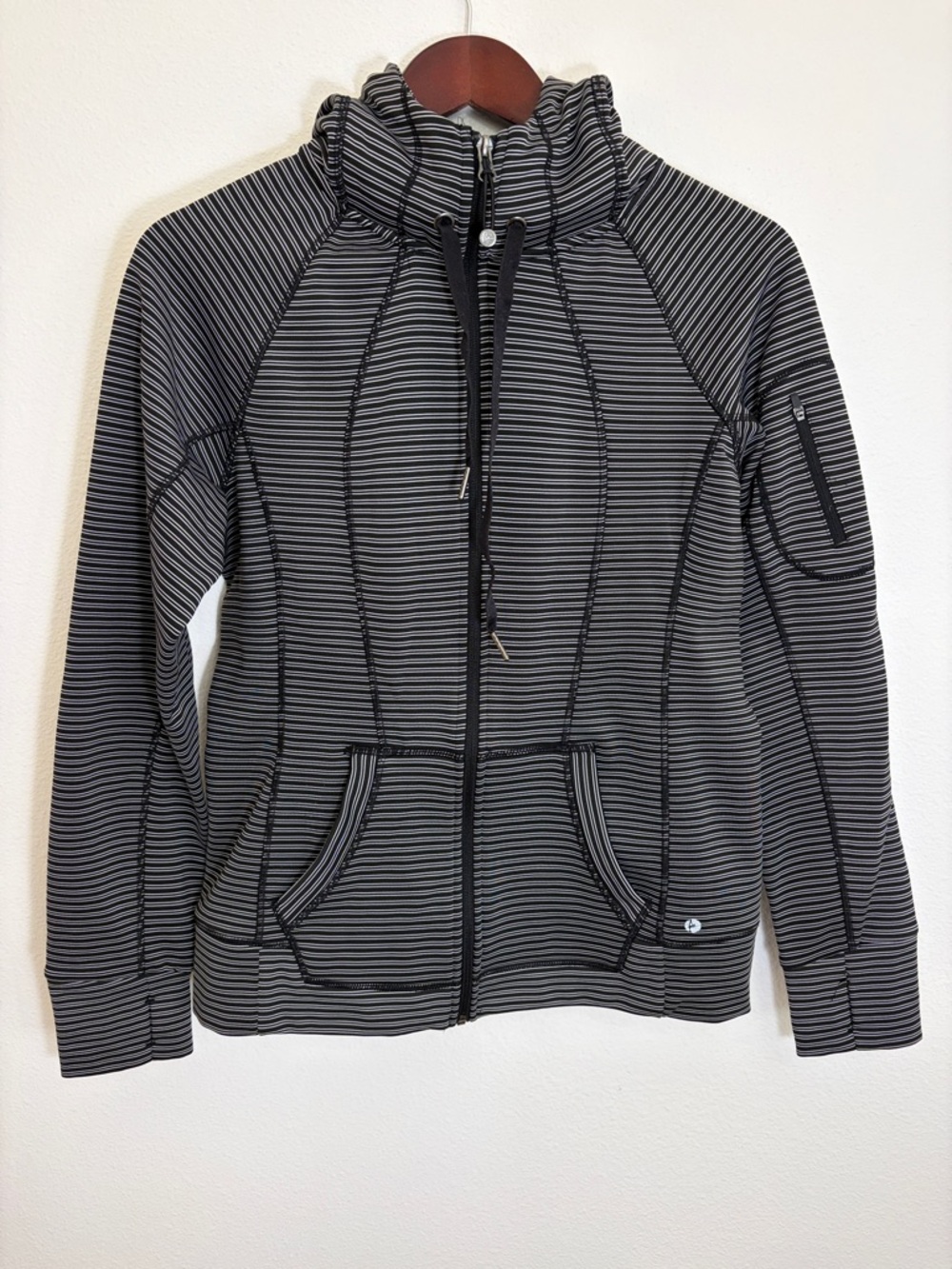 90 Degree by Reflex Striped Black White Zip-Up Hoodie Jacket